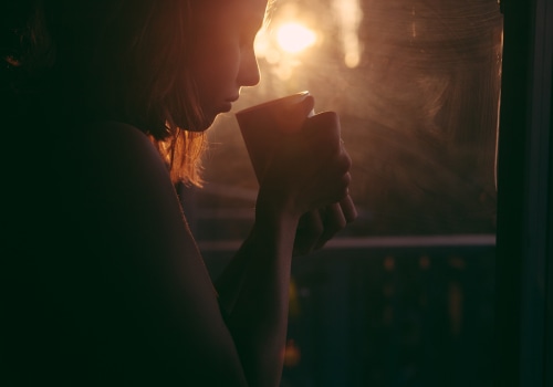 The Best Time to Consume Ginseng Tea: Morning or Night?